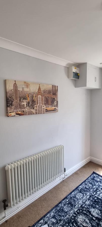 Diamond Harbour - Whole Huge Apartment - Wifi - Beach - Ramsgate Town Exterior foto